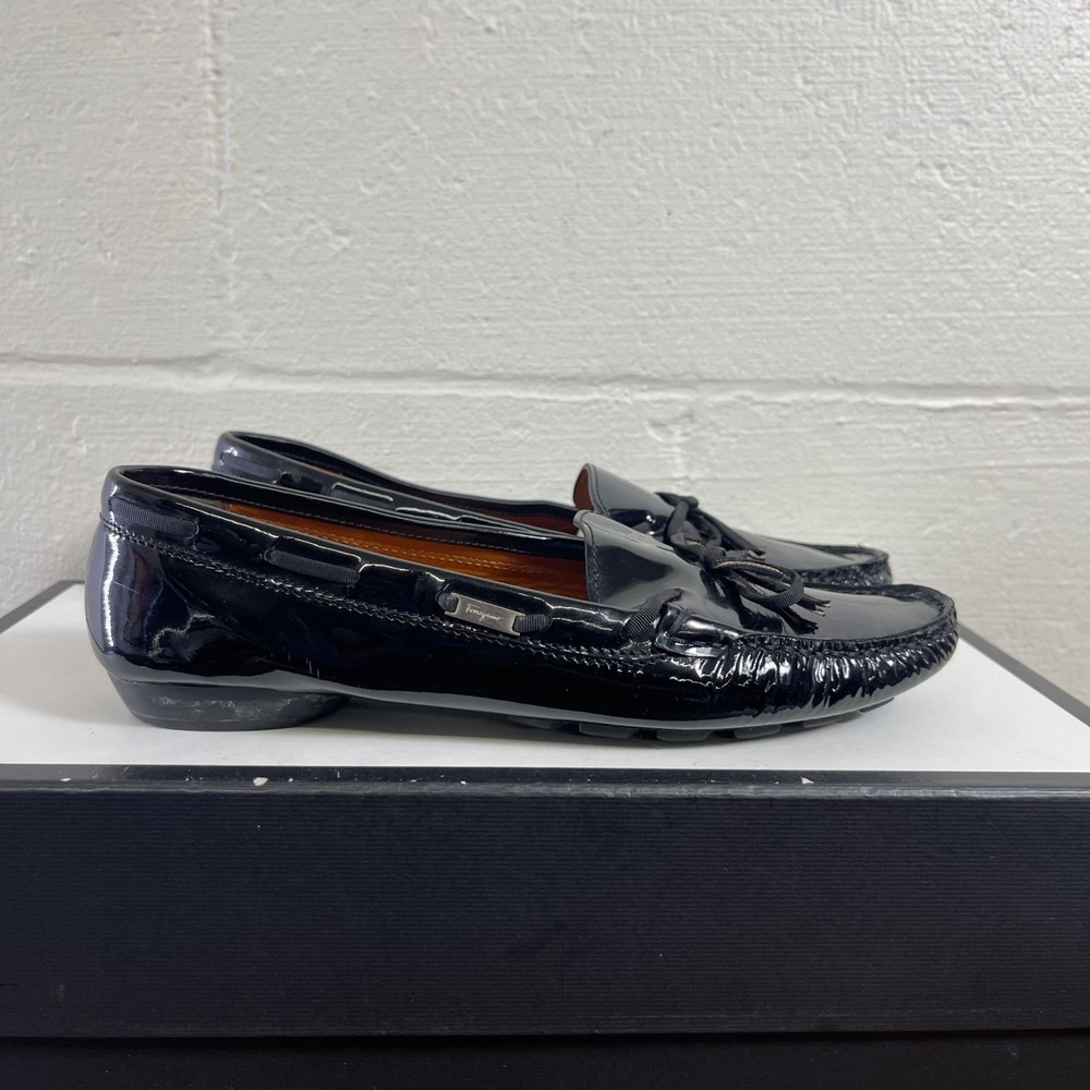 Salvatore Ferragamo 10520 Black Patent Leather Moccasin Loafers Women's 7.5 B